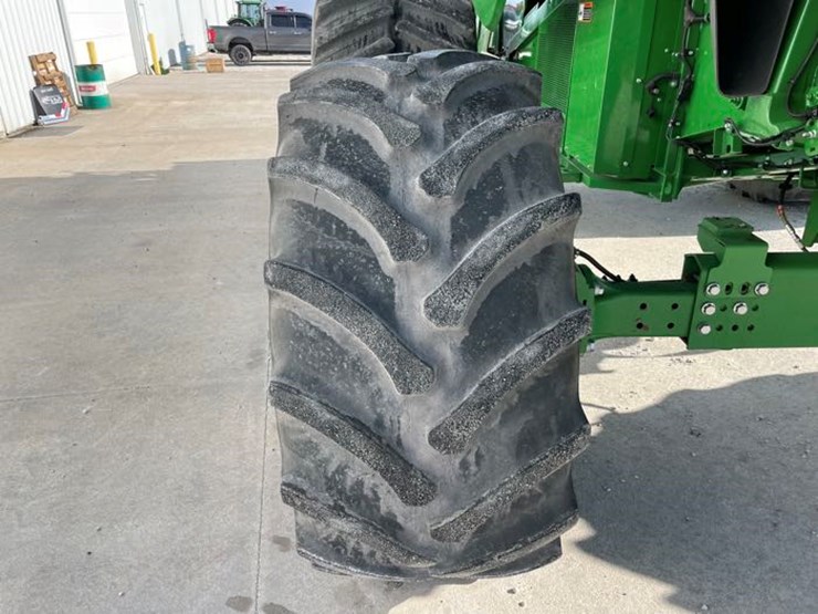 2017-john-deere-s680-image-41