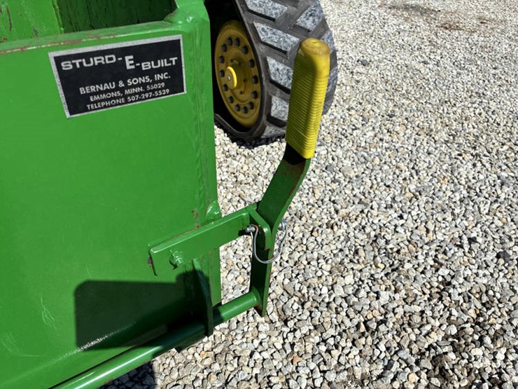 2020-john-deere-8rx-410-image-10