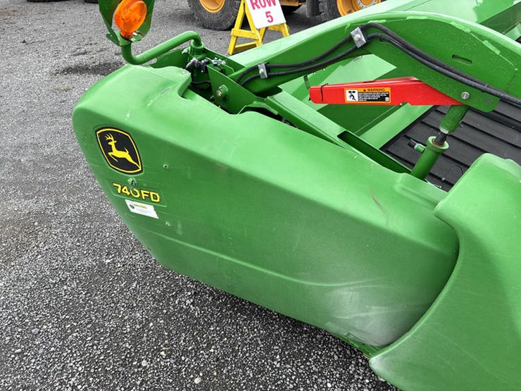 2019-john-deere-740fd-image-12