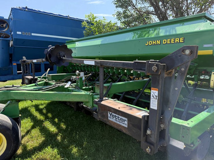 john-deere-1560-image-15