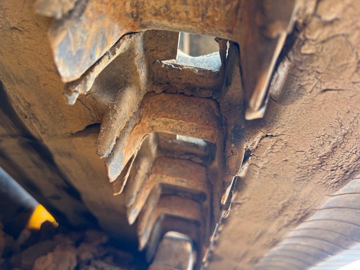 jcb-3ts-8t-image-12