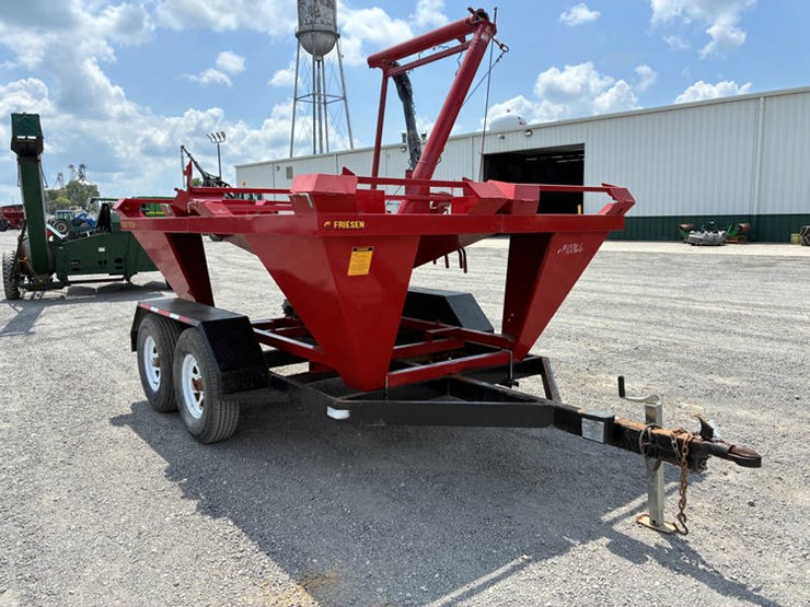 #10866-•-friesen-seed-titan-seed-tender-#18682-image-1
