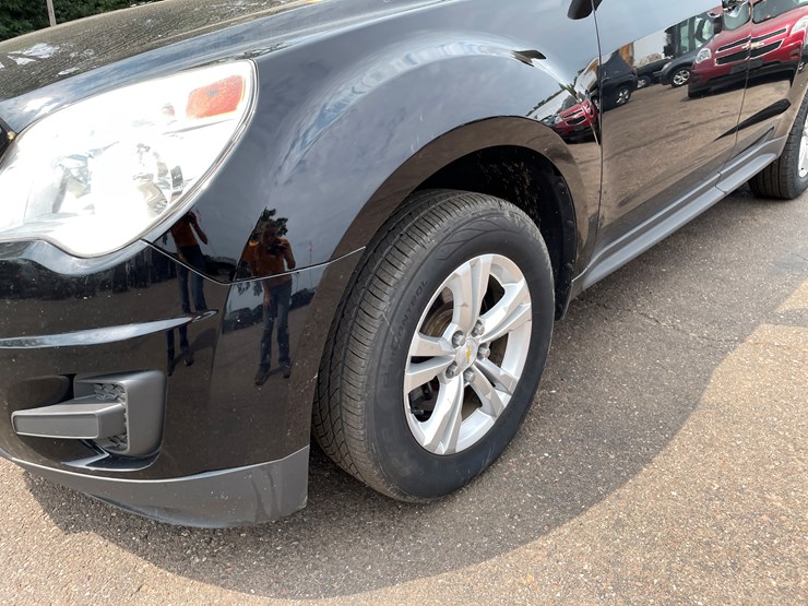 2013-chevrolet-equinox-lt-image-12
