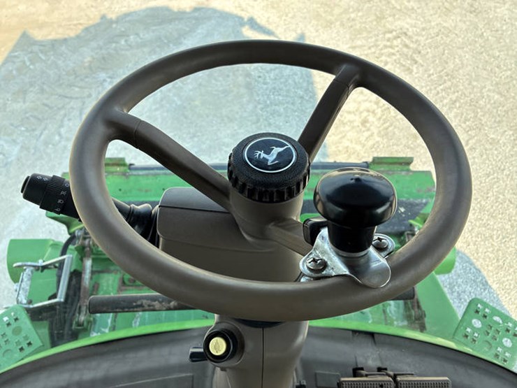 2014-john-deere-s690-image-100