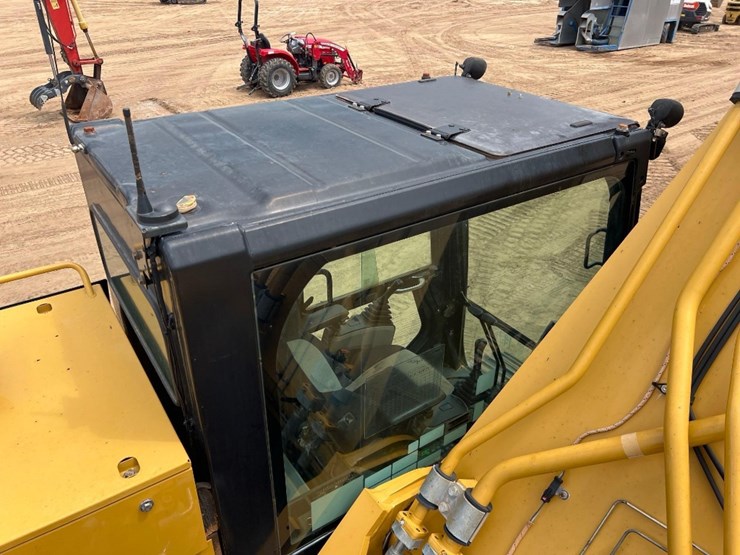 2017-caterpillar-336fl-image-36