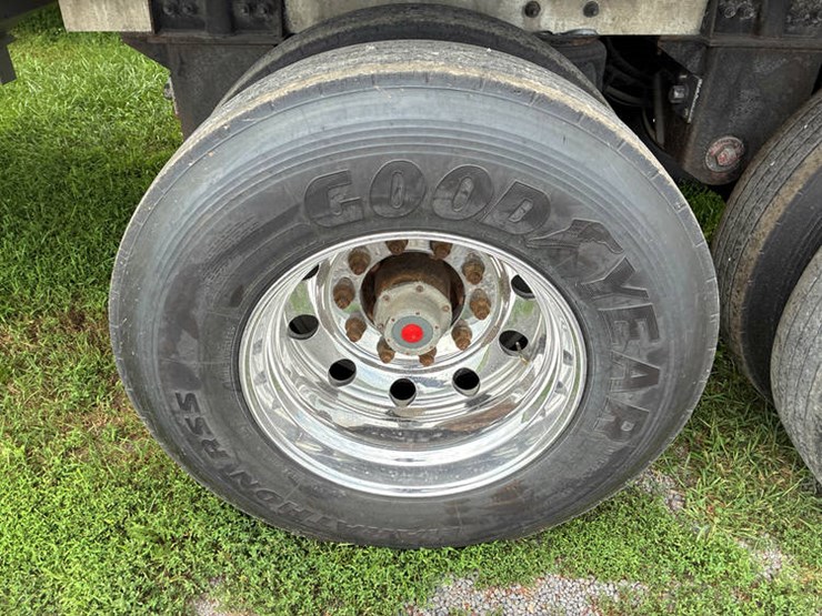 2013-stoughton-trailer-image-38