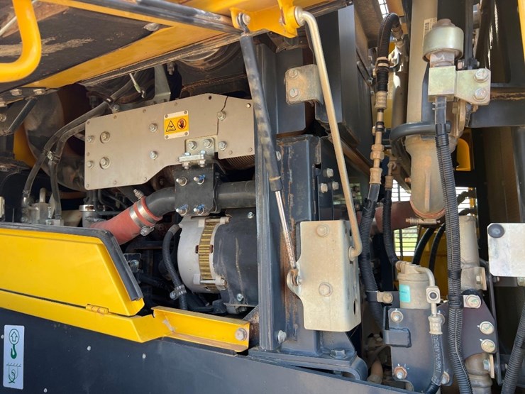 komatsu-wa380-8-image-21