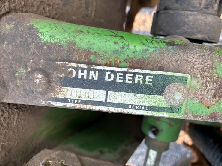 john-deere-7000-image-45
