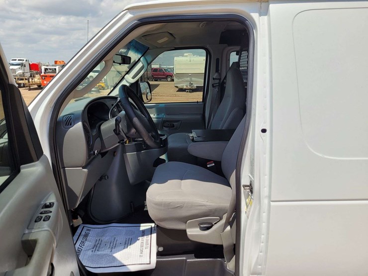 2007-ford-e250-image-10