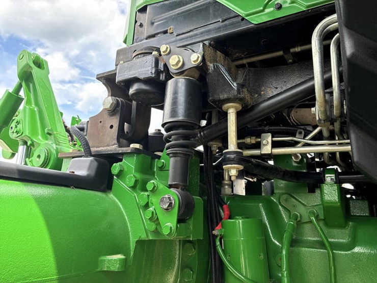 2021-john-deere-8rx-310-image-68