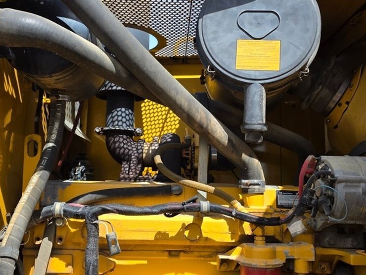 2001-deere-670c-image-49