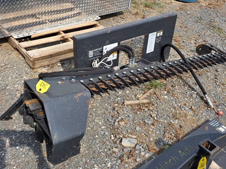 new-wolverine-skidloader-sickle-bar-mower-image-2