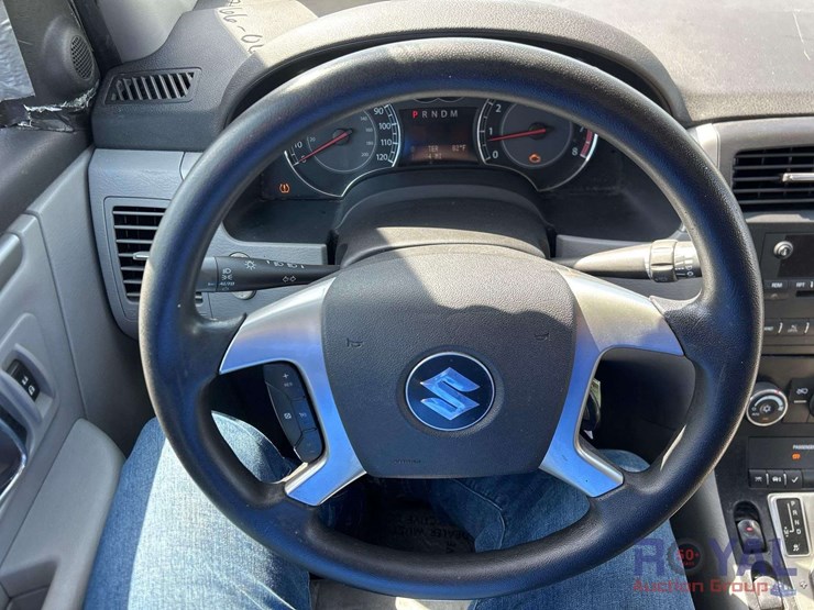 2008-suzuki-xl7-image-13