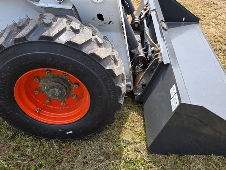 2020-bobcat-s850-image-8