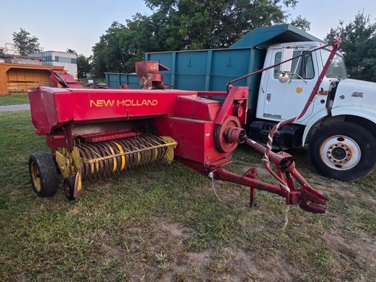 new-holland-276-image-1