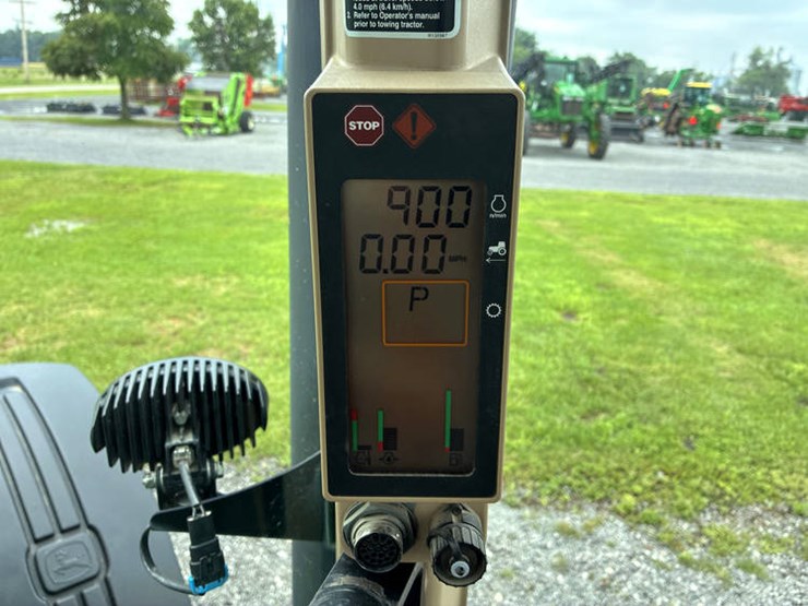 2009-john-deere-8430-image-68