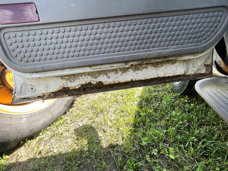 1999-ford-f550-xl-image-30