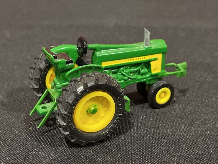 1/64-john-deere-620-puller-customized-image-6