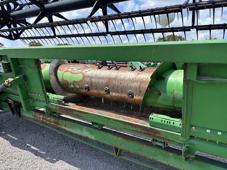 2010-john-deere-625f-image-11