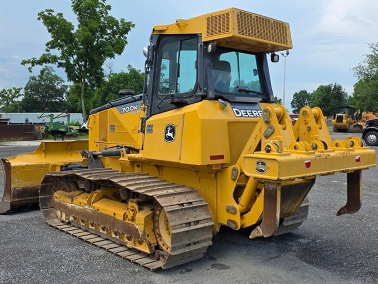 2014-deere-700k-lgp-image-4