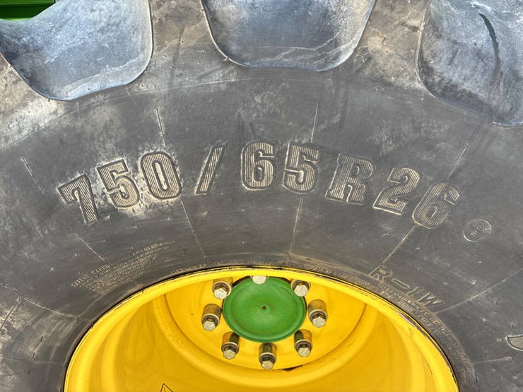 2013-john-deere-s690-image-40