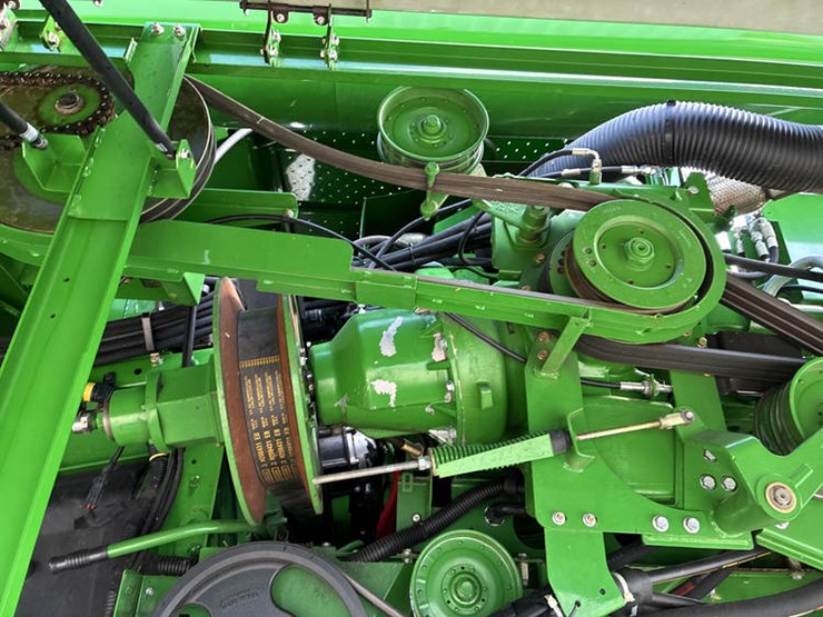 2013-john-deere-s670-image-54