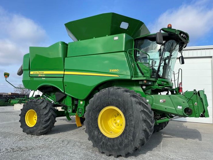 2017-john-deere-s680-image-1