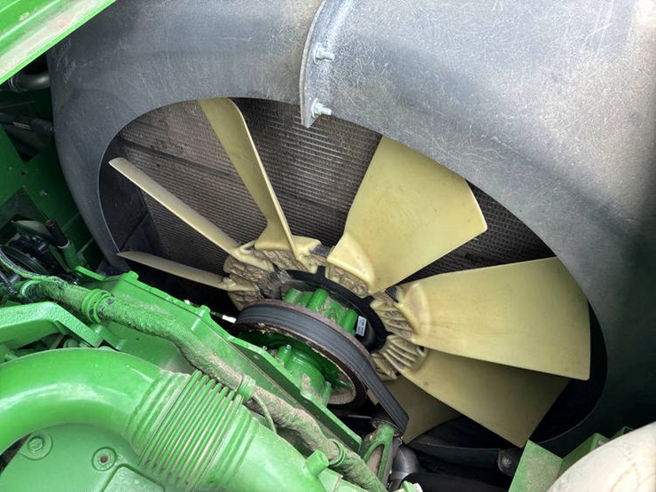 2014-john-deere-s680-image-89