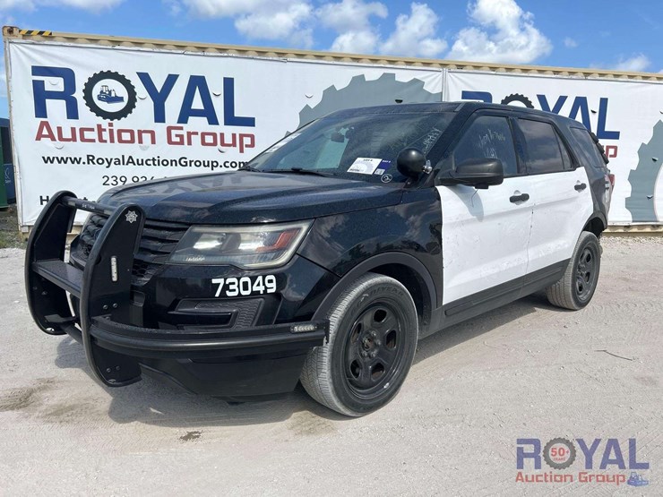 2017-ford-explorer-image-1