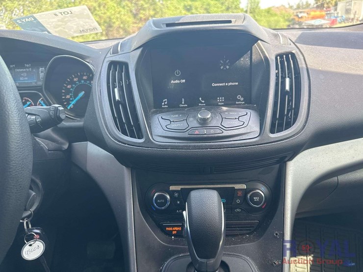2016-ford-escape-image-16