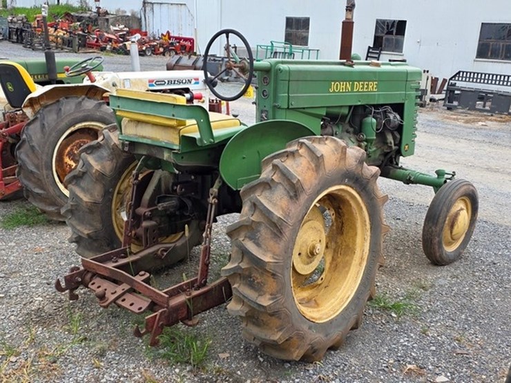 john-deere-m-image-4