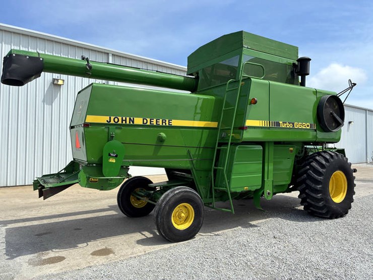 1983-john-deere-6620-image-6
