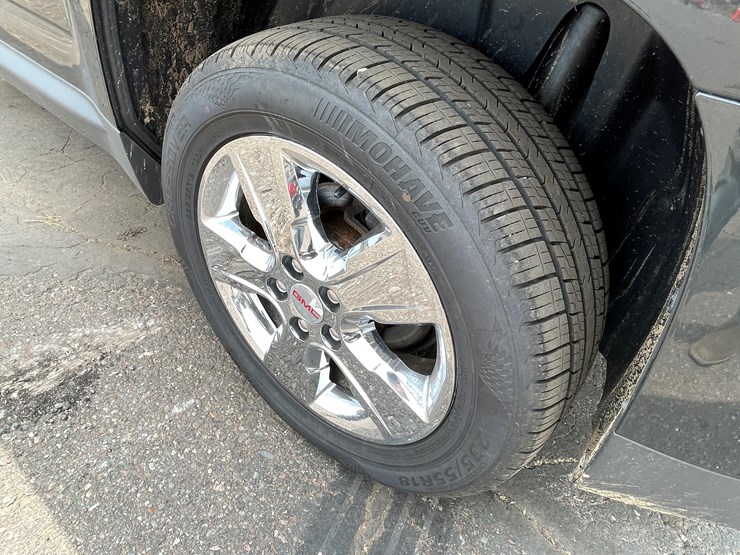 2014-gmc-terrain-slt-image-24
