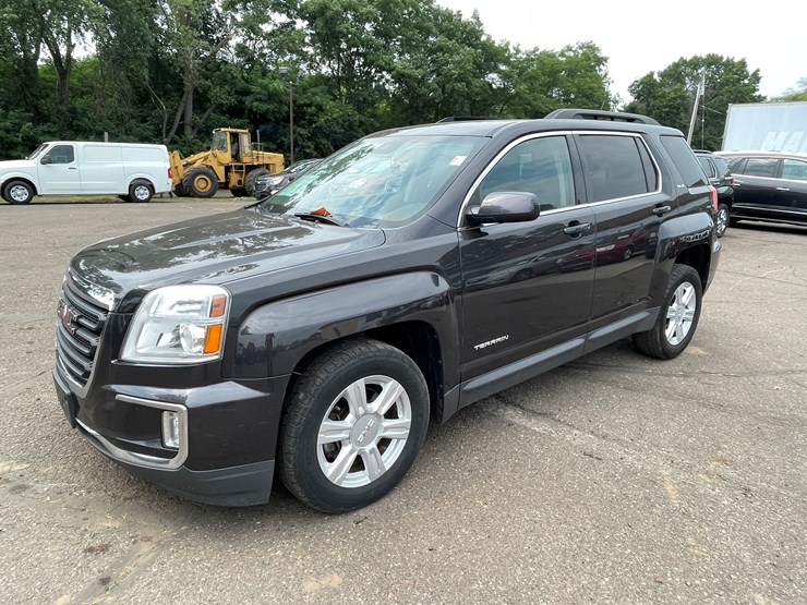 2016-gmc-terrain-sle-image-1