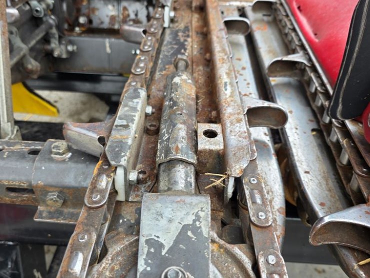 2011-drago-n8-image-34