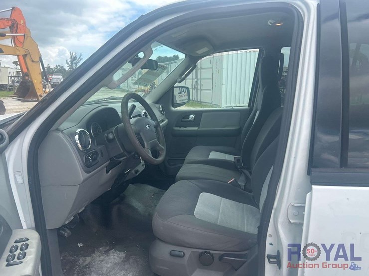 2006-ford-expedition-image-6