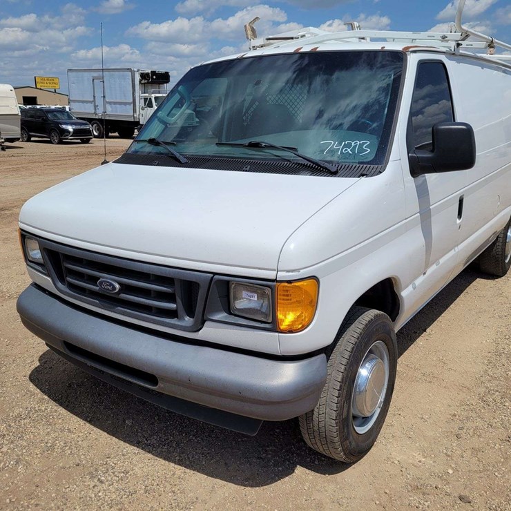2006 FORD E250
