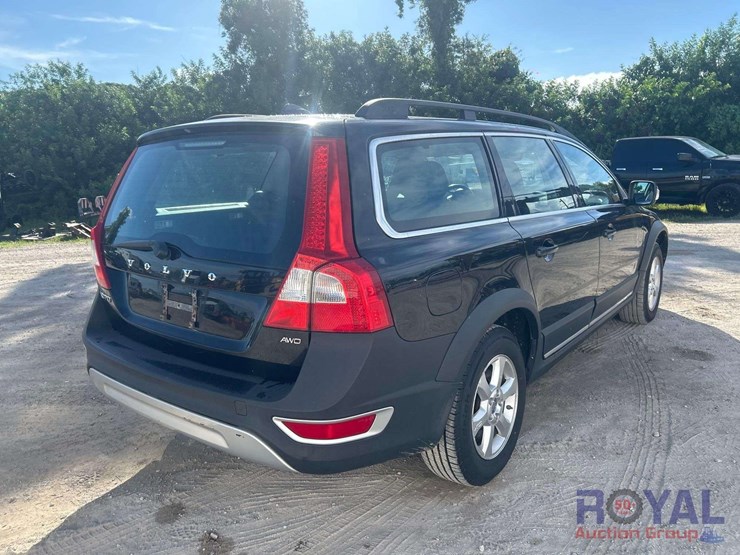 2012-volvo-xc70-image-3