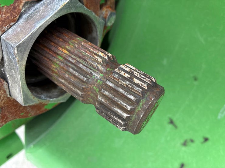 2014-john-deere-s680-image-10