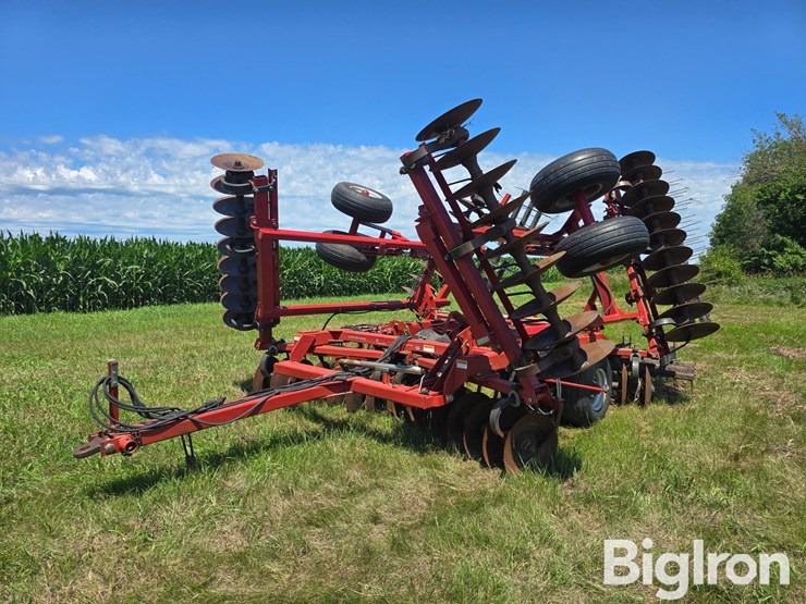 case-ih-3950-image-1