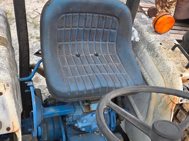ford-1710-image-20