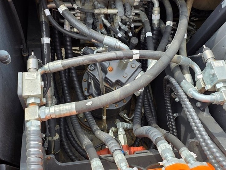 2019-doosan-dx225-lc-5-image-68