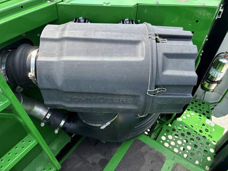 2015-john-deere-s680-image-92