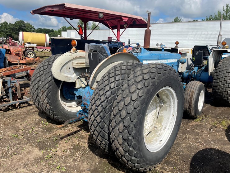 ford-3000-image-3