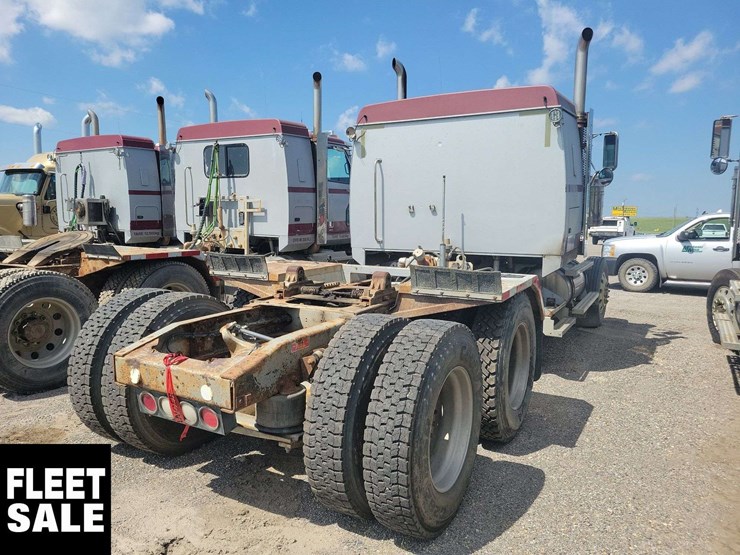 2009-western-star-4900-image-2