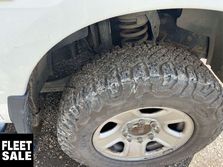 2016-ram-tradesman-image-16