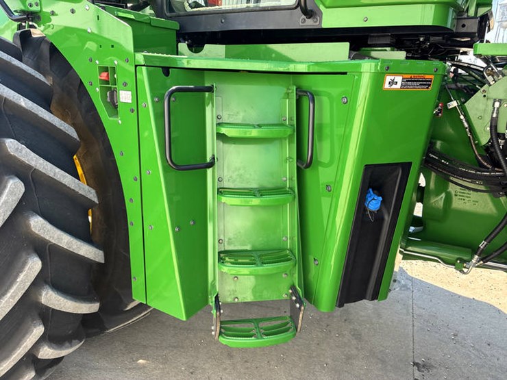 2023-john-deere-9r-440-image-43
