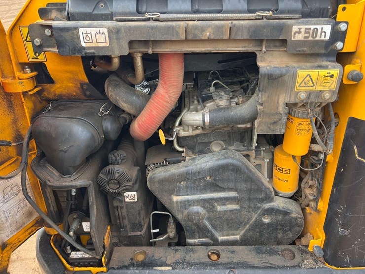 jcb-3ts-8t-image-22