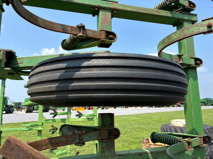 john-deere-1100-image-18