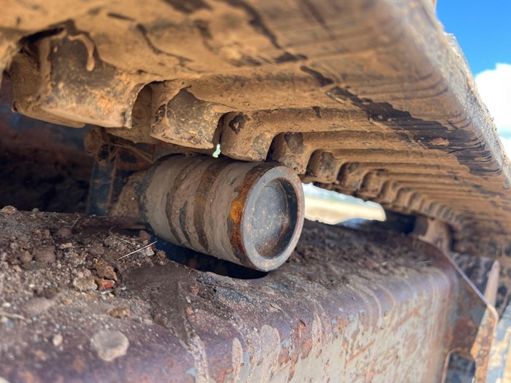 komatsu-pc27mr-2-image-11